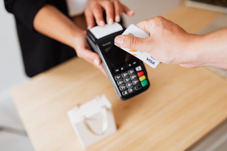 cashless tari international