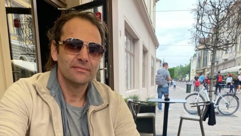 Cunoscutul hairstylist orădean Cornel Mailat a fost găsit mort în casă! Ce ipoteze ia în calcul poliția