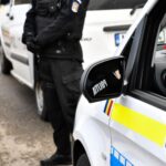 Mascații au luat cu asalt Năsturelu. Câțiva indivizi s-au luat la bătaie în mijlocul străzii