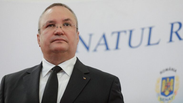 Nicolae Ciucă, premiu pentru atitudine patriotică autentică și sprijinirea valorilor creștine