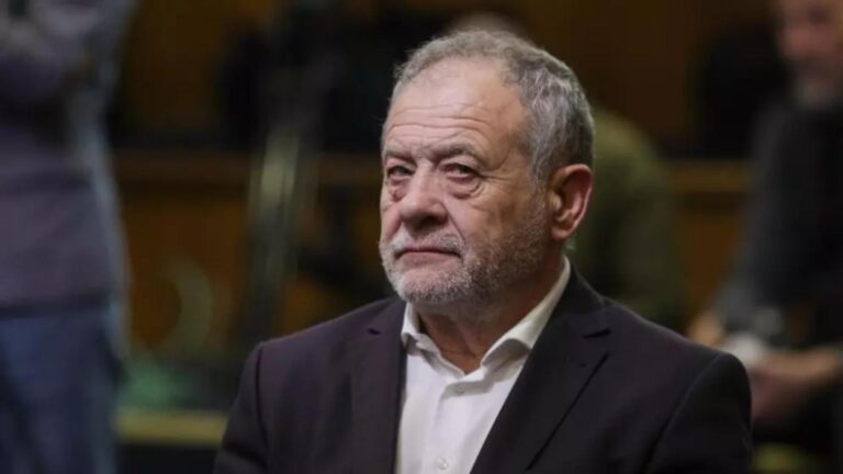 Dumitru Buzatu și-ar putea petrece sărbătorile în spatele gratiilor. Judecătorii i-au prelungit mandatul de arest