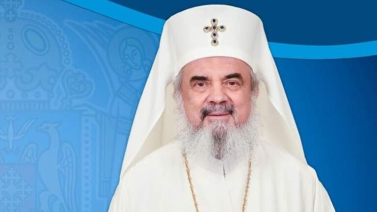 Mesajul Patriarhului Daniel de Crăciun: Nașterea Domnului - sărbătoarea de binecuvântare a părinților și a copiilor