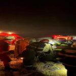 Plan roșu de accident rutier. Un autocar și un camion s-au ciocnit în apropiere de Scornicești