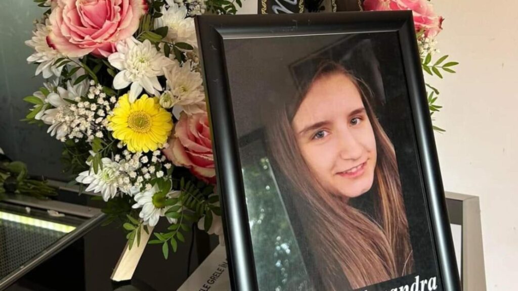 Medicul pe garda căruia a murit Alexandra Ivanov, concediat după 4 luni de la tragedie