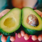 Dilema celor care vor să țină dietă: Câte calorii are un avocado. Îngrașă sau nu?
