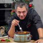 Cele mai gustoase sarmale pentru Crăciun 2023: Rețeta lui Chef Sorin Bontea - Marele secret îl știe chiar de la mama sa