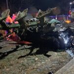 Accident înfiorător în județul Suceava. Un om a murit și alți 2 sunt grav răniți, după ce un autoturism s-a izbit de plugul unui tractor - FOTO