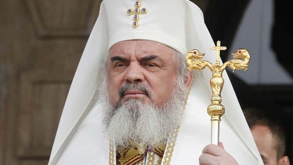 Mesajul crucial transmis românilor de patriarhul Daniel, în Pastorala de Crăciun: "Să arătăm iubire milostivă şi solidaritate ..."