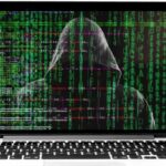 Metoda inedită prin care un hoț își cumpăra lucruri online cu banii din conturile altora - A fost arestat la Cluj