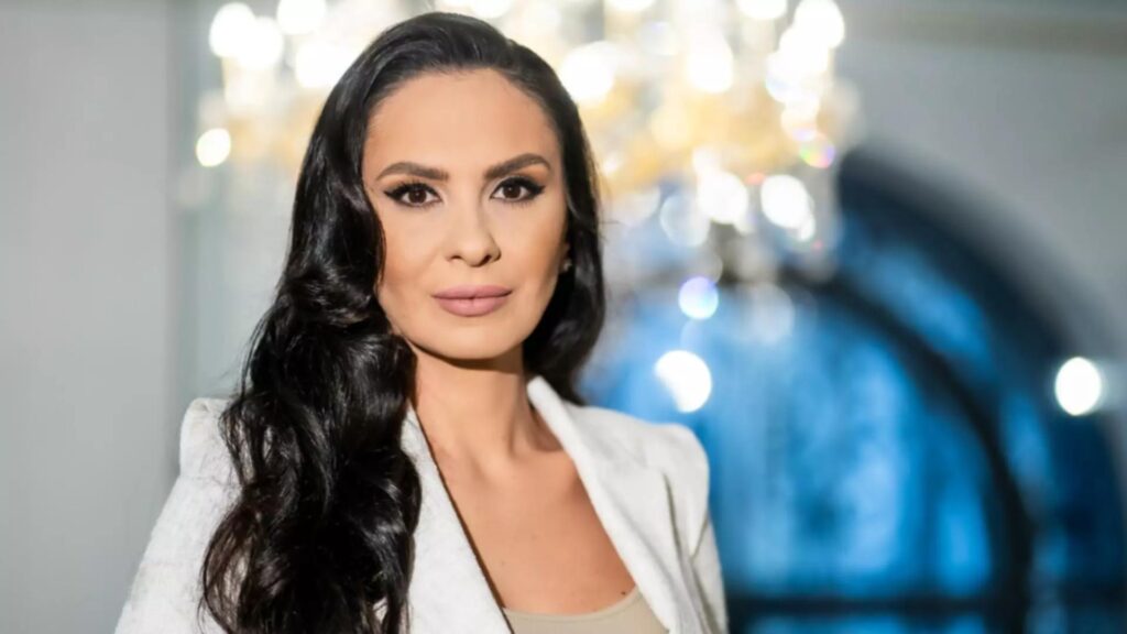 Alexandra Păcuraru dă startul Caravanei România Suverană. Din 15 ianuarie, ajunge în toată România