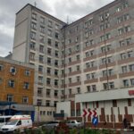 Scandalul de corupție de la Botoșani. Fostul manager al spitalului „Mavromati ”și directorul de îngrijiri, arestați preventiv