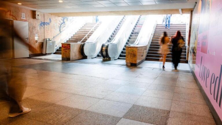Centrul Capitalei, fără scări rulante. Când vor funcționa cele din pasajul de la Universitate. Anunțul lui Nicușor Dan