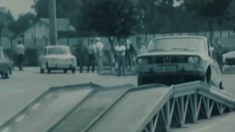 Cum se dădea examenul auto înainte de ’89. Era 4 probe, cea mai grea fiind "poligonul" - VIDEO