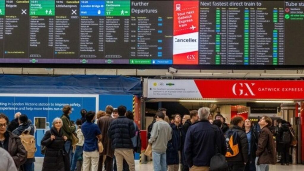 Topul celor mai stresante aeroporturi din lume, pe care suntem sfătuiți să le evităm