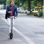 Un trotinetist A MURIT după ce a lovit intenționat un pieton. Tragedia, în urma unei banale altercații