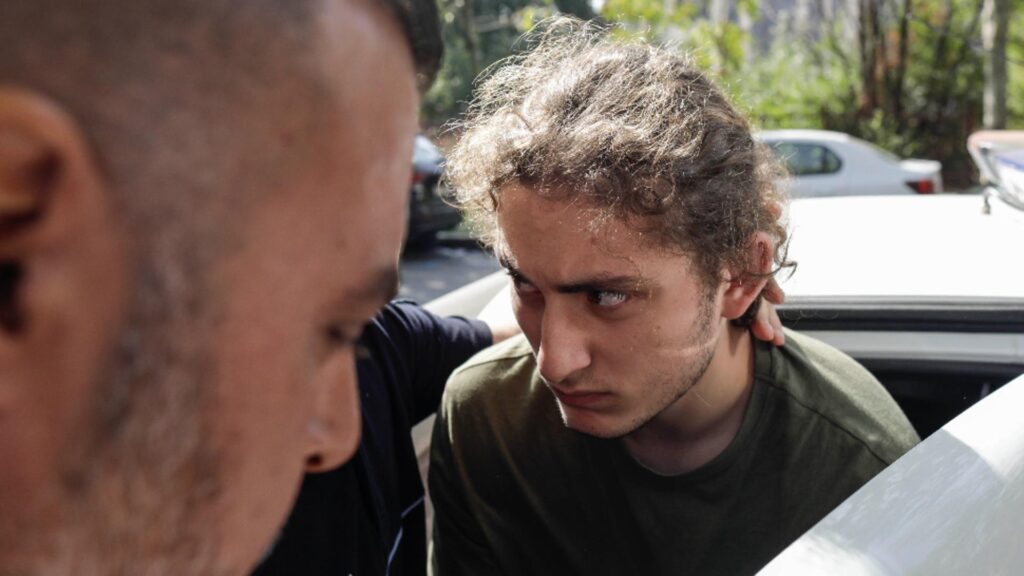 Accidentul de la 2 mai. Vlad Pascu, şoferul drogat care a omorât doi tineri, vrea să fie eliberat din arest