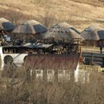 Soții bănuiți de Cornel Dinicu că ar fi incendiat Ferma Dacilor rup tăcerea: "A dat dânsa în el, a dat și soțul în ea"