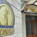 Percheziții DNA Bacău la angajați din instituții publice. Sunt anchetate achiziții de bunuri pentru cămine de bătrâni și școli