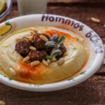 Humus cu carne, o rețetă mai puțin întâlnită în România, dar extrem de delicioasă