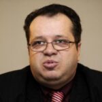 Fabrica de sinecuri: director cu zeci de funcții la stat și salarii secrete - Băieții deștepți din energie