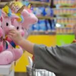 O nouă dispută mondială, au apărut jucăriile non-binare. Ce obligații vor avea comercianții?