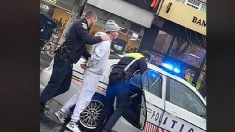 Urmărire ca în filme pe străzile din București - Un șofer fără permis a încercat să fugă de poliție - VIDEO