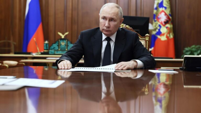 Putin i-a pus pe jar pe englezi. Marea Britanie se pregătește de ce e mai rău