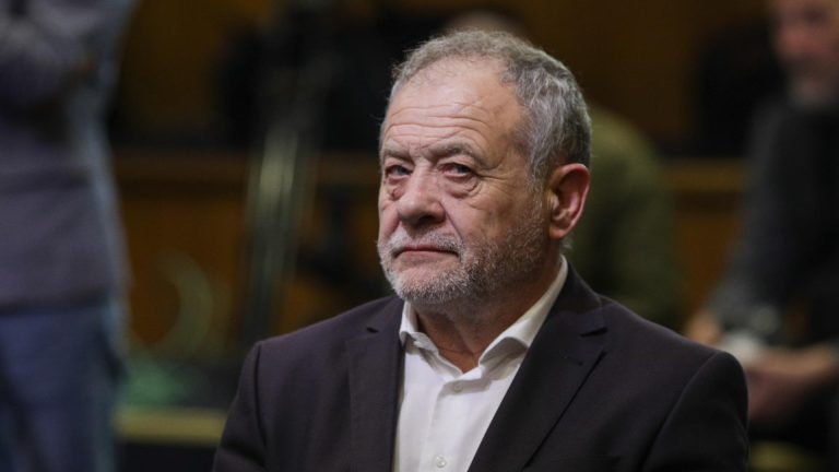 Dumitru Buzatu, marele filosof de Vaslui, suplinitor de Limba Rusă la Ruginoasa