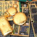 34 kg aur și 350 kg de argint, recuperate dintr-un milion de telefoane mobile reciclate, în Buzău. VIDEO cu procesul obținerii metalelor rare