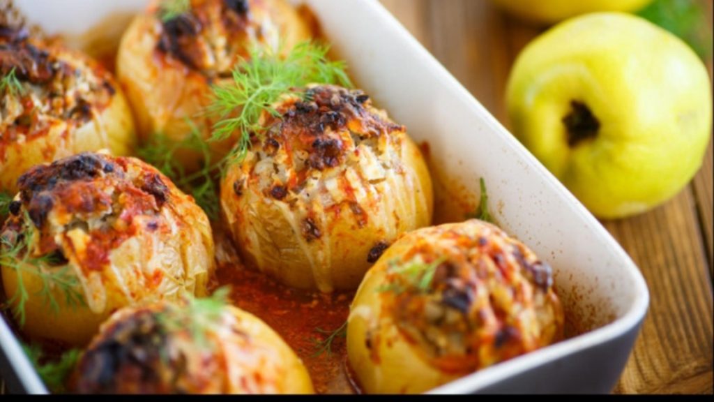 Reţetă pentru două anotimpuri într-unul singur: gutui umplute cu carne
