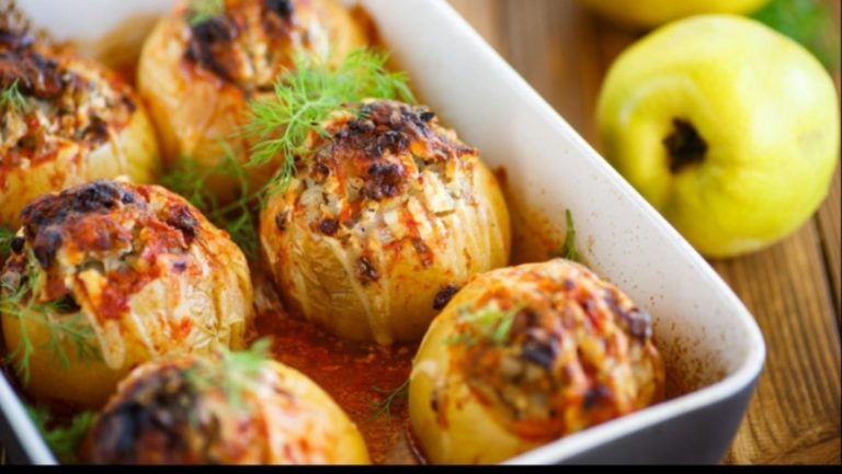 Reţetă pentru două anotimpuri într-unul singur: gutui umplute cu carne