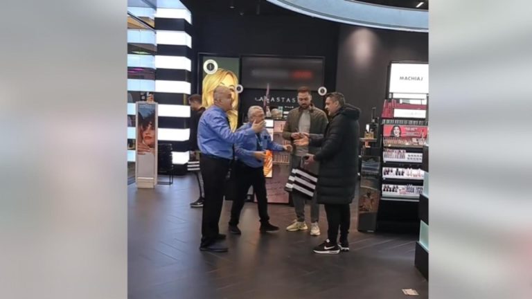 Tupeul unui hoț prins la furat. VIDEO cu bărbatul care își iese din minți când este prins de paznici