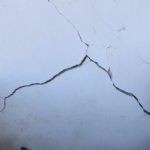 Casele din Slănic Prahova, grav afectate de exploatările de la salină. Dezastrul găsit de Caravana România Suverană