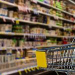 Cum blochează mafia din supermarketuri produsele românești. Avertismentul ministrului Agriculturii împotriva boicotului