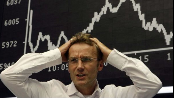 Un economist român de top anunță furtuna din economie: "Este ca în 2008. Se sparg toate bulele"