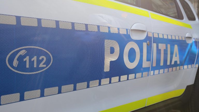 SURSE: Opt tone de cablu de cupru, sustrase dintr-un depozit al Primăriei Târgu Jiu. Anchetă uriașă a Poliției