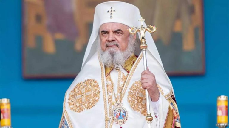 Patriarhul Daniel, mesaj plin de înțelepciune și emoție la 100 de ani de la înființarea Patriarhiei Române