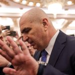 Ipocrizie maximă! Cine sunt, de fapt, angajatele lui Bolojan: profesionistele pe care le ține în Parlament