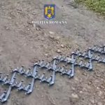 Bărbat suspect de furtul unei mașini din parcarea unui supermarket din Tecuci, OPRIT de poliţişti cu sistemul Spike  VIDEO