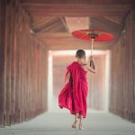 Sfaturi din înțelepciunea budistă. Te vor ajuta să treci mai ușor peste un impas