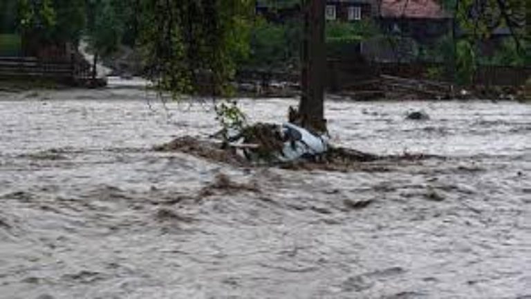 Se anunță urgie în Franța - COD ROȘU de inundații, MAE a emis atenționare de călătorie