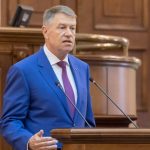 Parlamentarii strâng semnături pentru DEMITEREA lui Iohannis. Tot mai mulți lideri politici îi cer președintelui să plece după protestul masiv