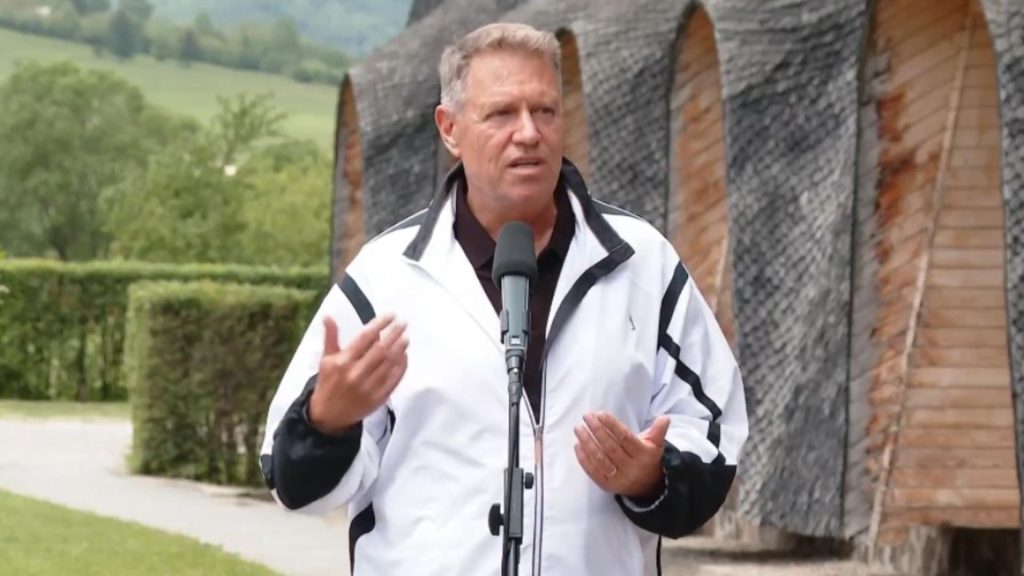 Mesajul președintelui ilegitim de Ziua Unirii. Faraonul Iohannis stă ascuns de teama românilor