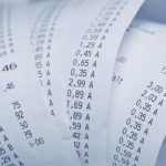 Dispar bonurile fiscale pe hârtie, la plata cu cardul. Probleme majore pentru clienți 