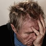 Durerile de cap pe care nu avem voie să le trecem cu vederea. Un celebru neurolog trage un semnal de ALARMĂ