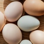 Cum poți afla cât de vechi este un ou. Trucul care nu dă greș. Ce se întâmplă cu ouăle mai vechi de o săptămână