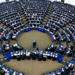România, în vizor: Eurodeputații cer măsuri contra platformelor de socializare pentru ingerințe electorale