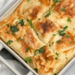 Rețeta unui aperitiv savuros: Plăcintă cu brânză și praz