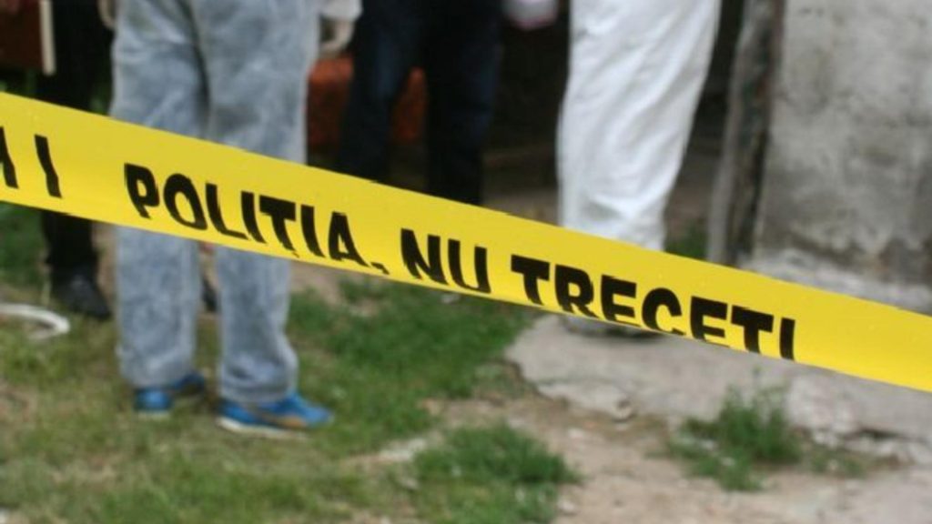 Crimă în fața unei mănăstiri din Maramureș. Un tânăr de 23 de ani a fost ucis, alți trei răniți, după un scandal