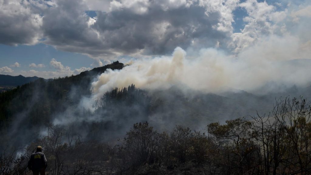 Atenţionare de călătorie emisă de MAE: Alertă de tip cod roşu din cauza riscului de incendii forestiere